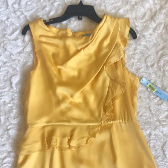 ANTONIO MELANI Dresses & Skirts - NWT Antonio Melani yellow dress